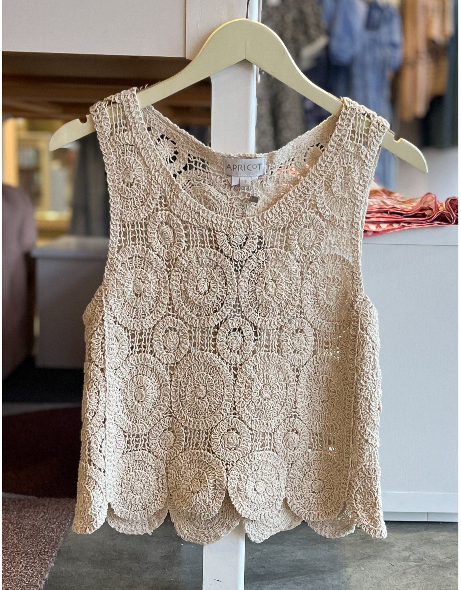ADRASTOS CIRLCES CROCHET SHELL TOP
