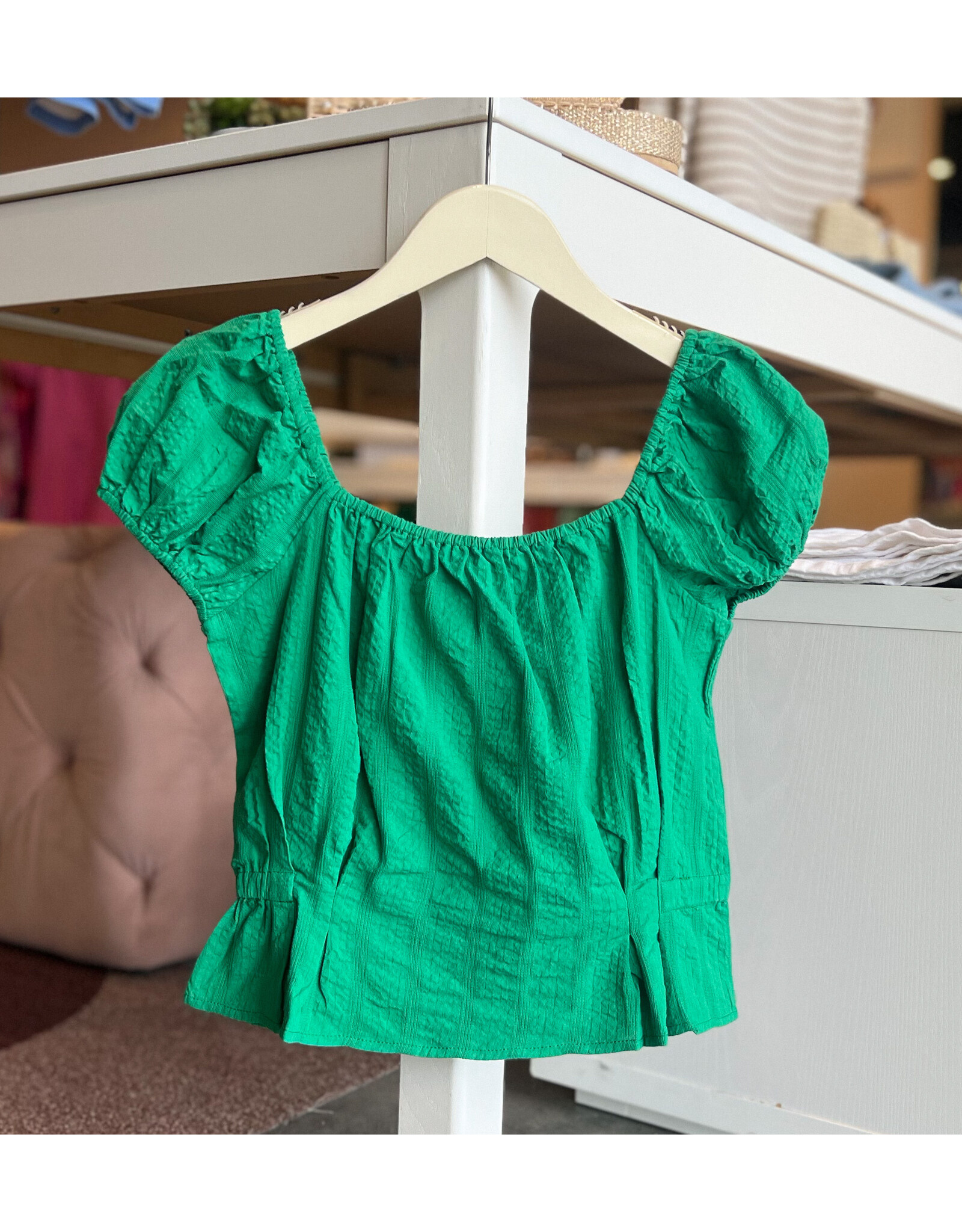 RADIATE CAP SLEEVED TOP