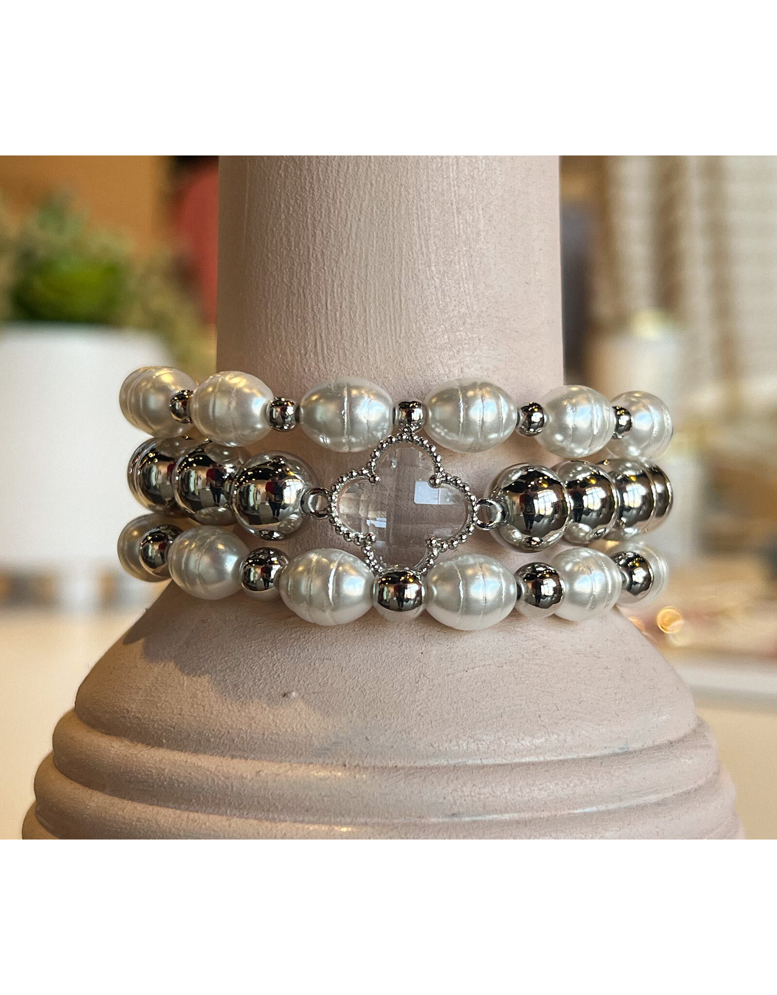 CAIN MULTI PEARL BRACELET