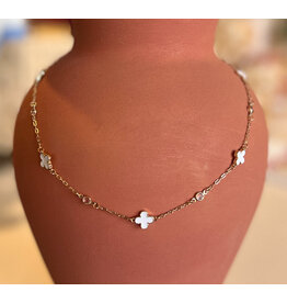 RYLE CLOVER NECKLACE
