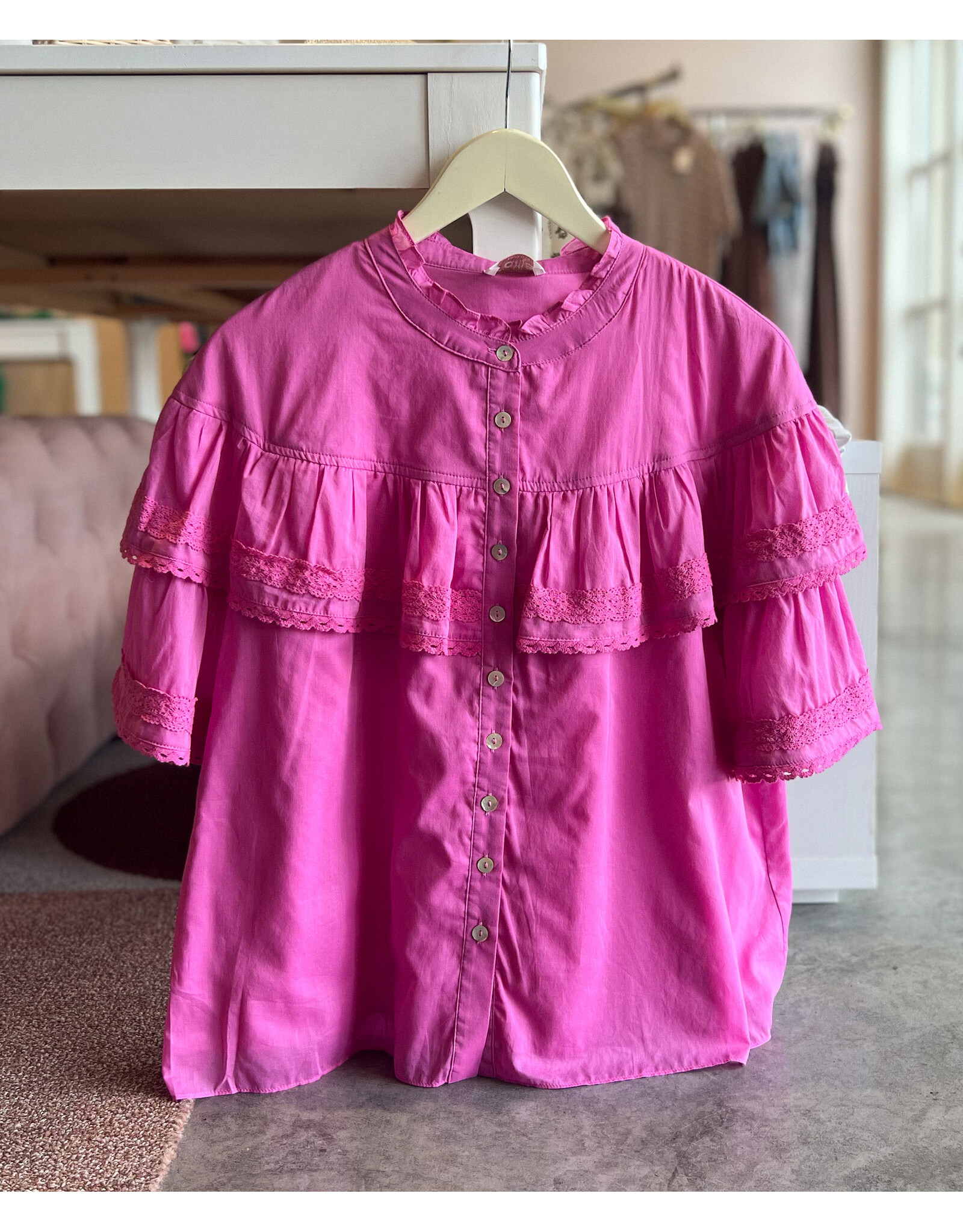 RHUN RUFFLE SLEEVE LACE BLOUSE