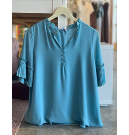 OMIRAS V NECK BLOUSE WITH PLEATED SLEEVE DETAIL