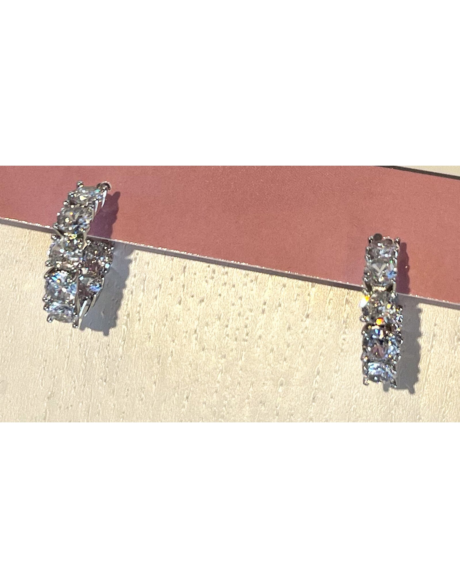 BRAMBLE CRYSTAL CUBIC HOOP