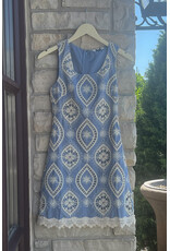 ZOE AND CLAIRE EILEITHA EMBROIDERED SHORT SHIFT DRESS