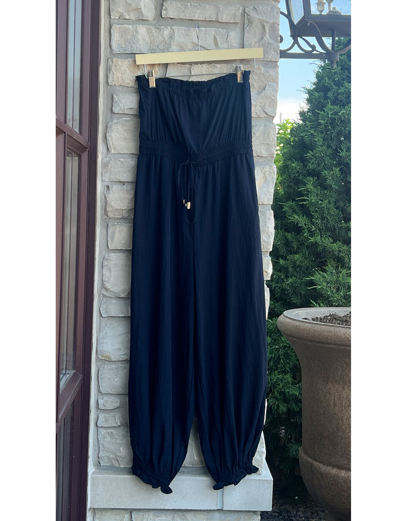 HIBA STRAPLESS BALLOON LEG JUMPSUIT
