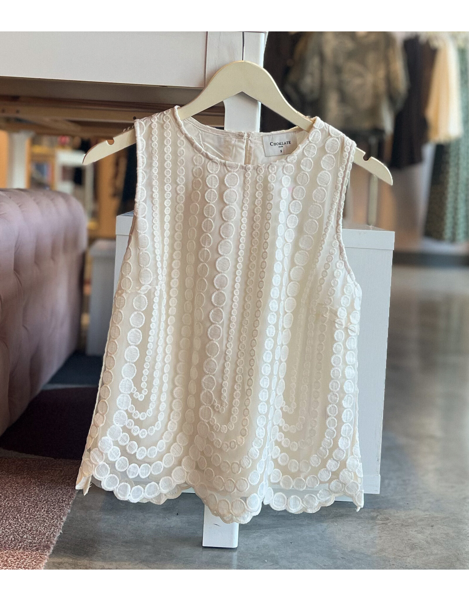 ZYDN EMBROIDERED TULLE TANK TOP