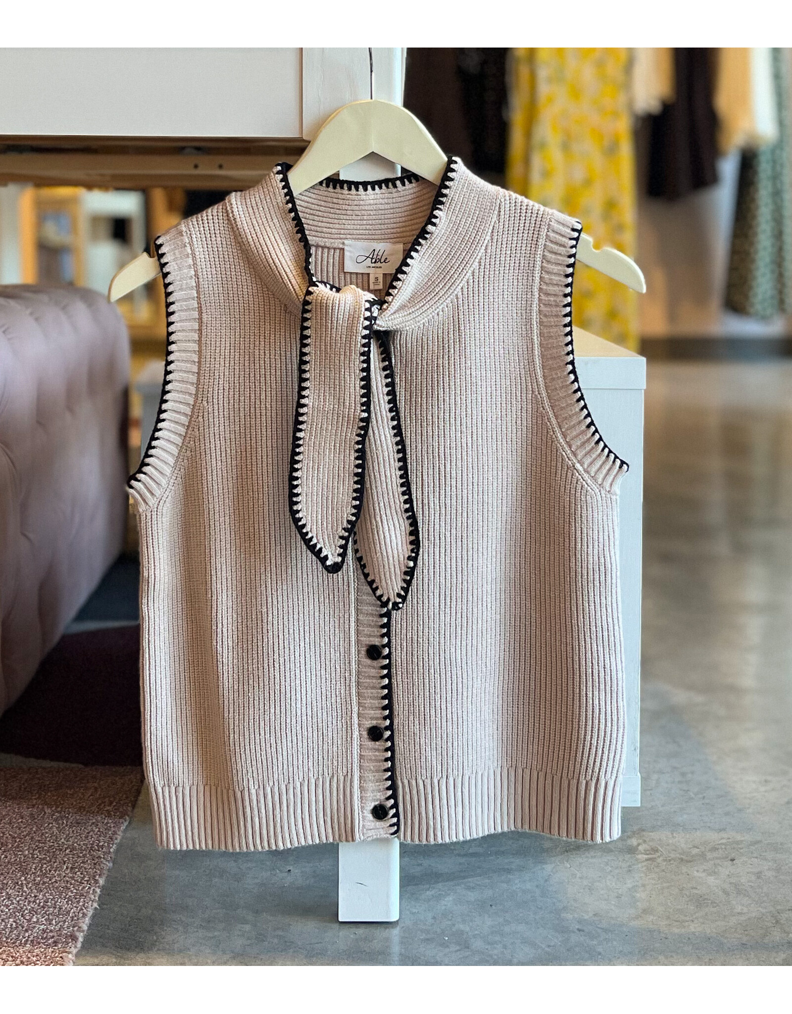 YESHAK WHIPSTITCH BOW SWEATER VEST