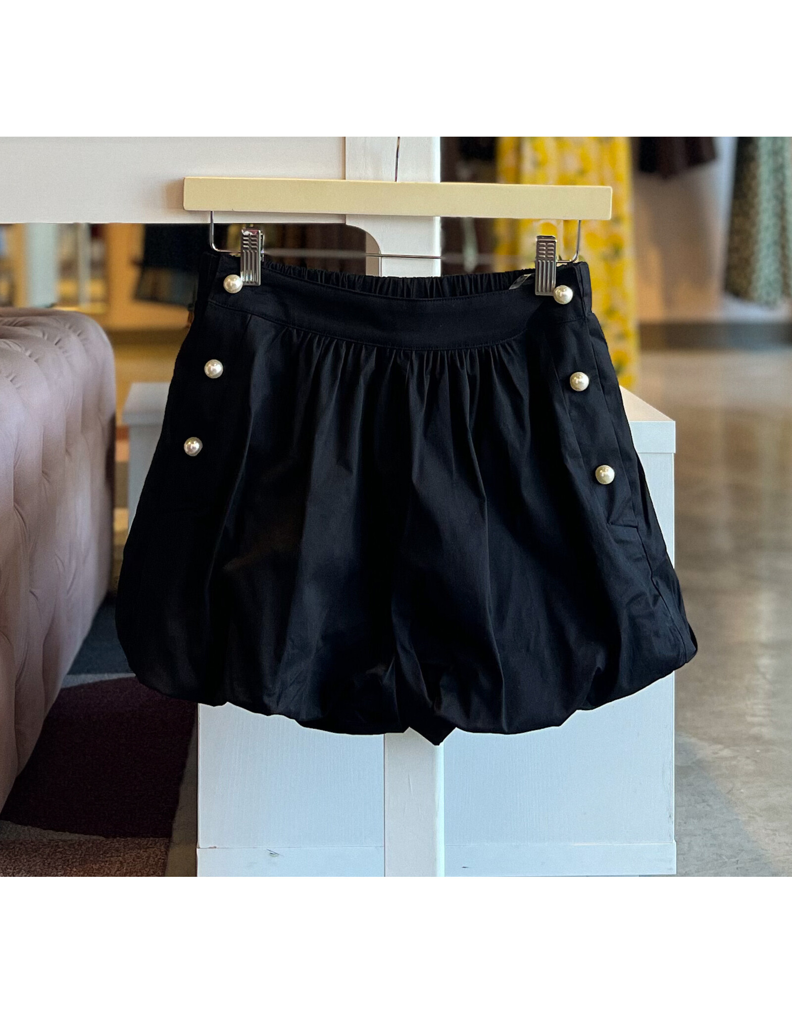 ABRINA BUBBLE HEM SHORTS