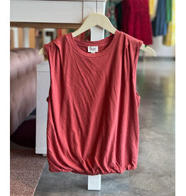 EFFRAT SLVLESS BUBBLE HEM TEE
