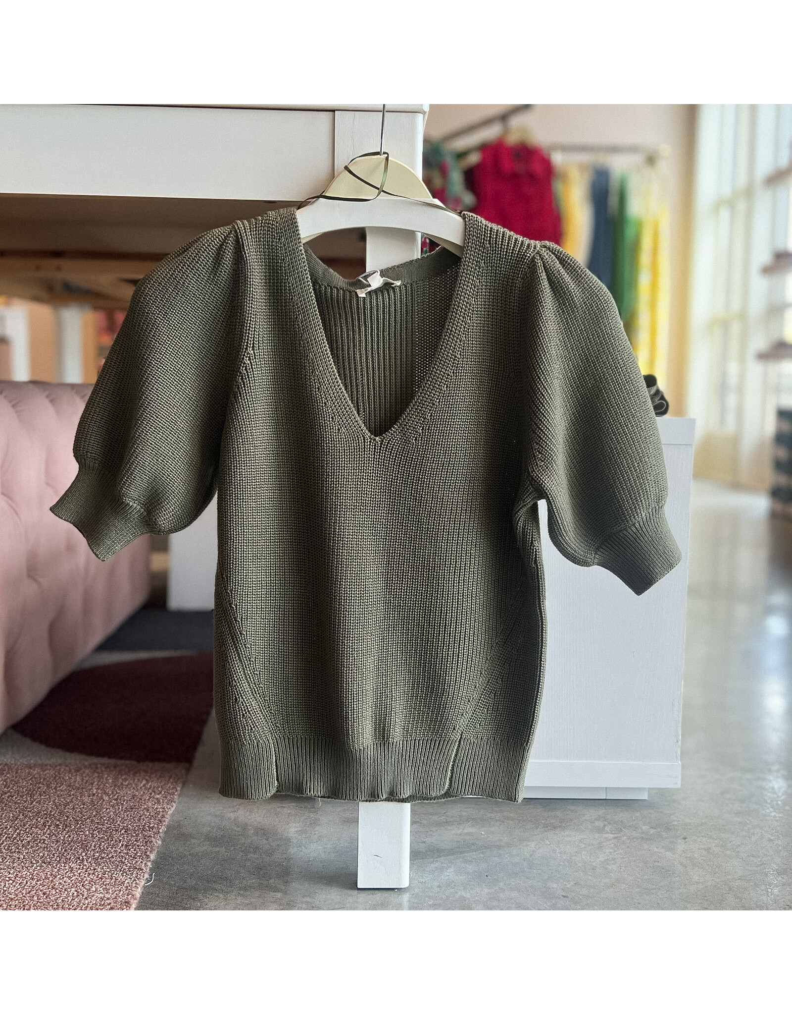 GENTLE FAWN PHOEBE V NECK TOP