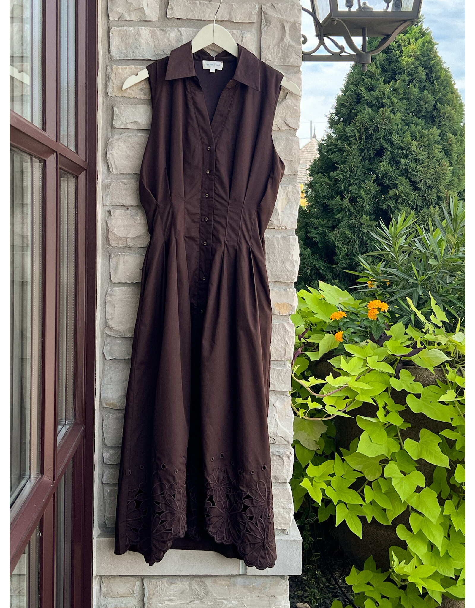 ABELINA SLEEVELESS DRESS