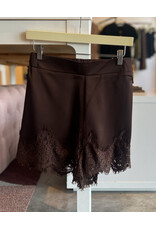 ALAZNE SATIN SHORT WITH LACE TRIM