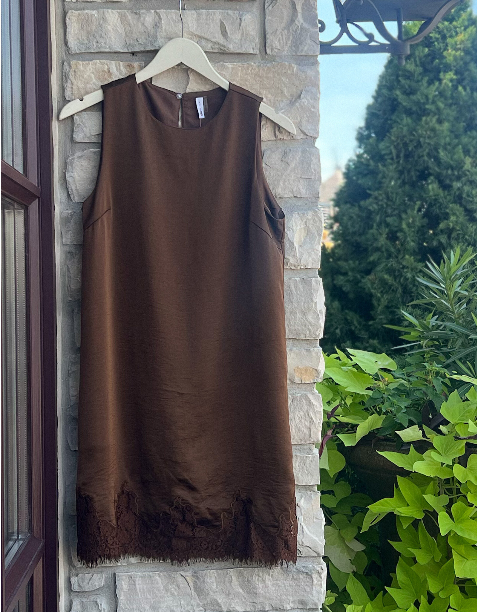 EIDER LACE DETAIL SATIN SHIFT DRESS