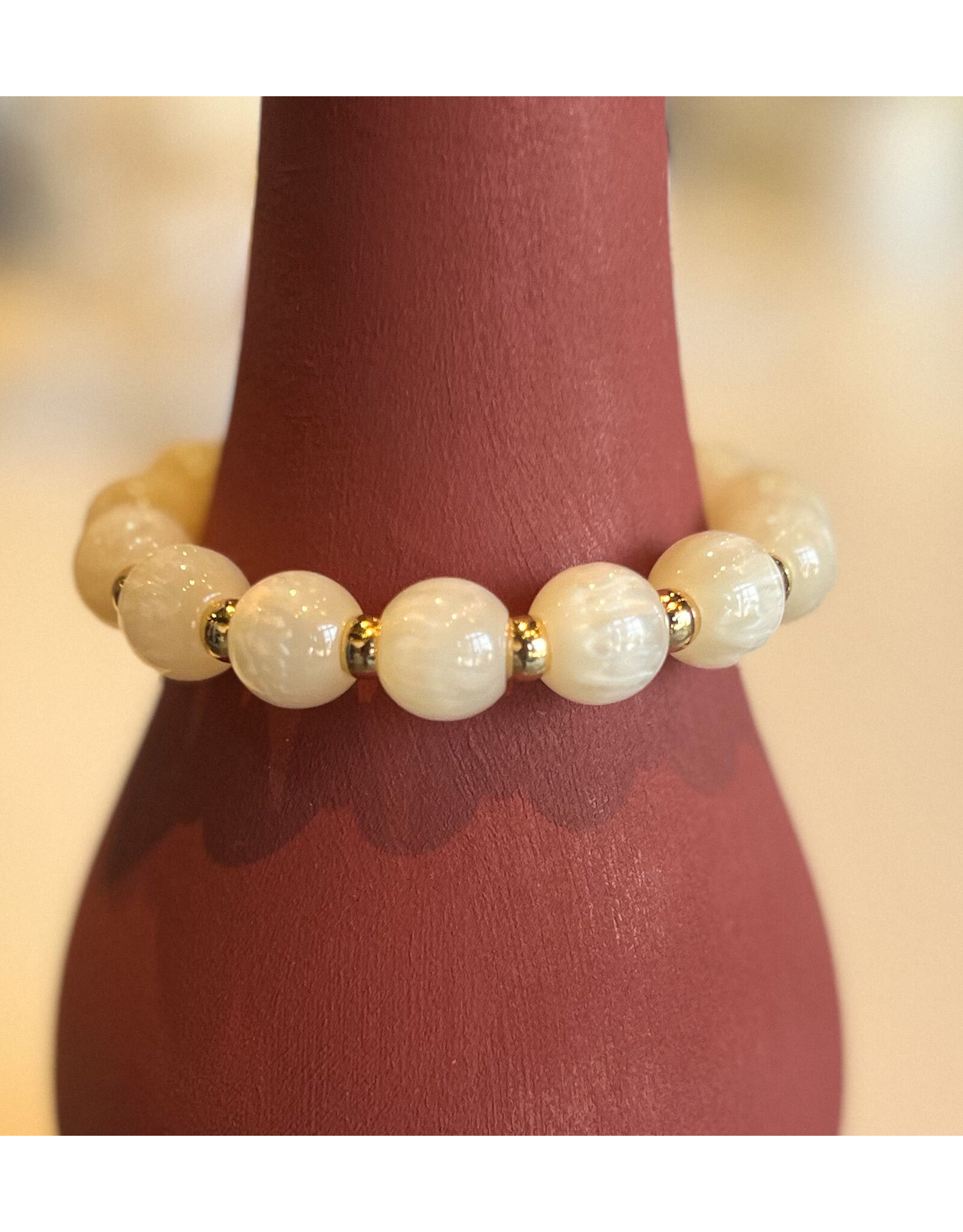 REYA RESIN BEAD BRACELET
