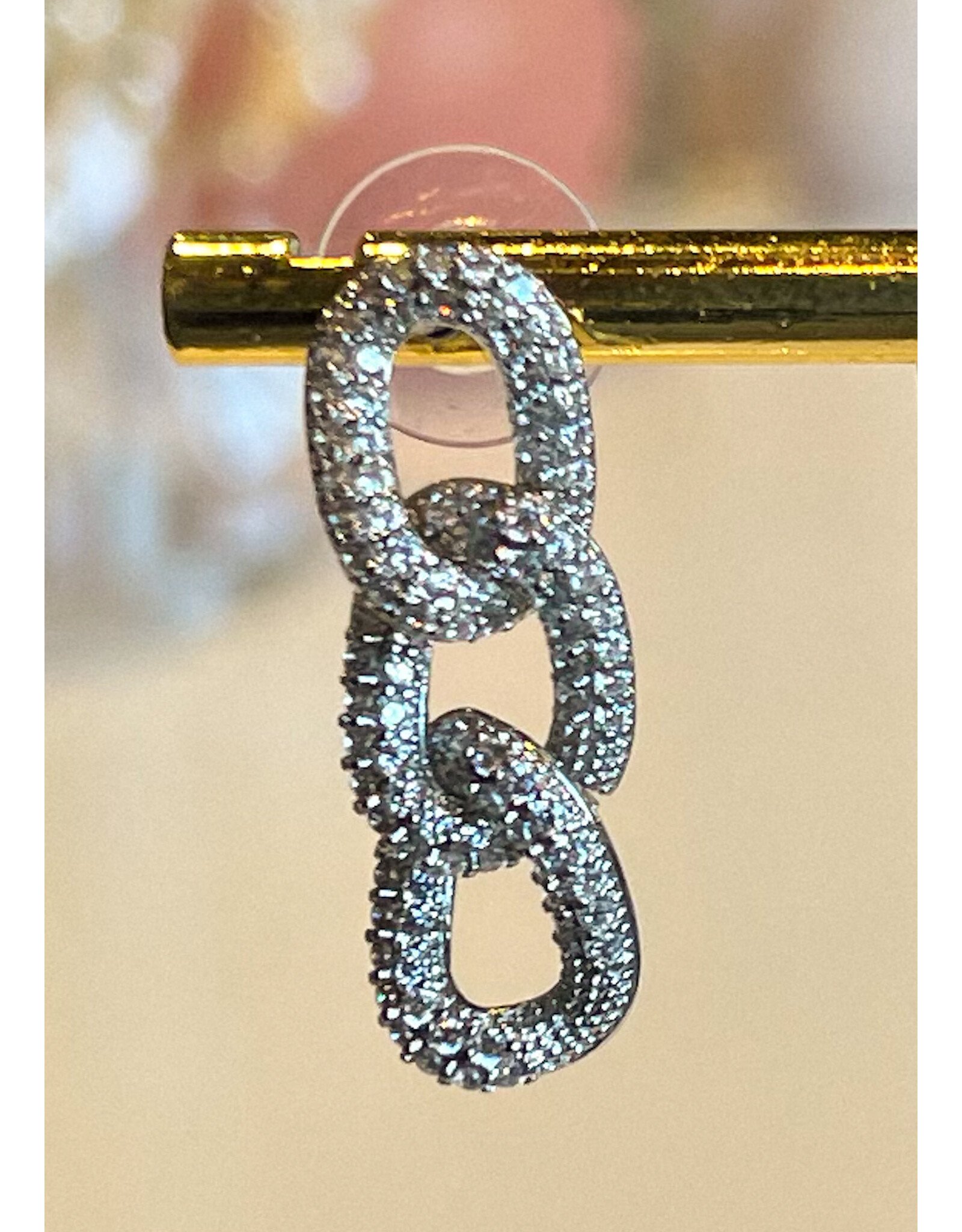 YESHUA PAVE LINK EARRING