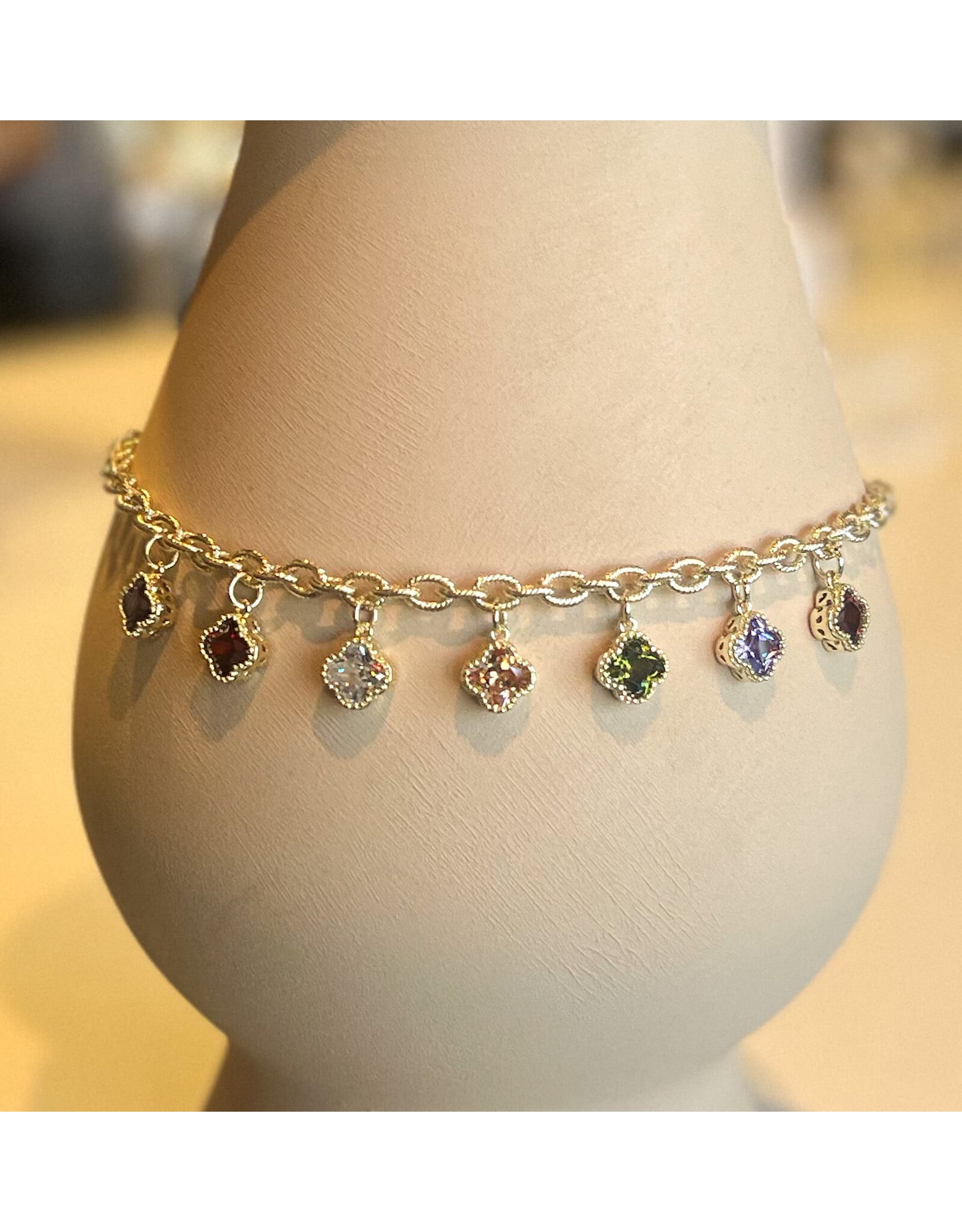 ALMA CLOVER GEM NECKLACE