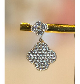 MATILDE DROP CLOVER EARRING