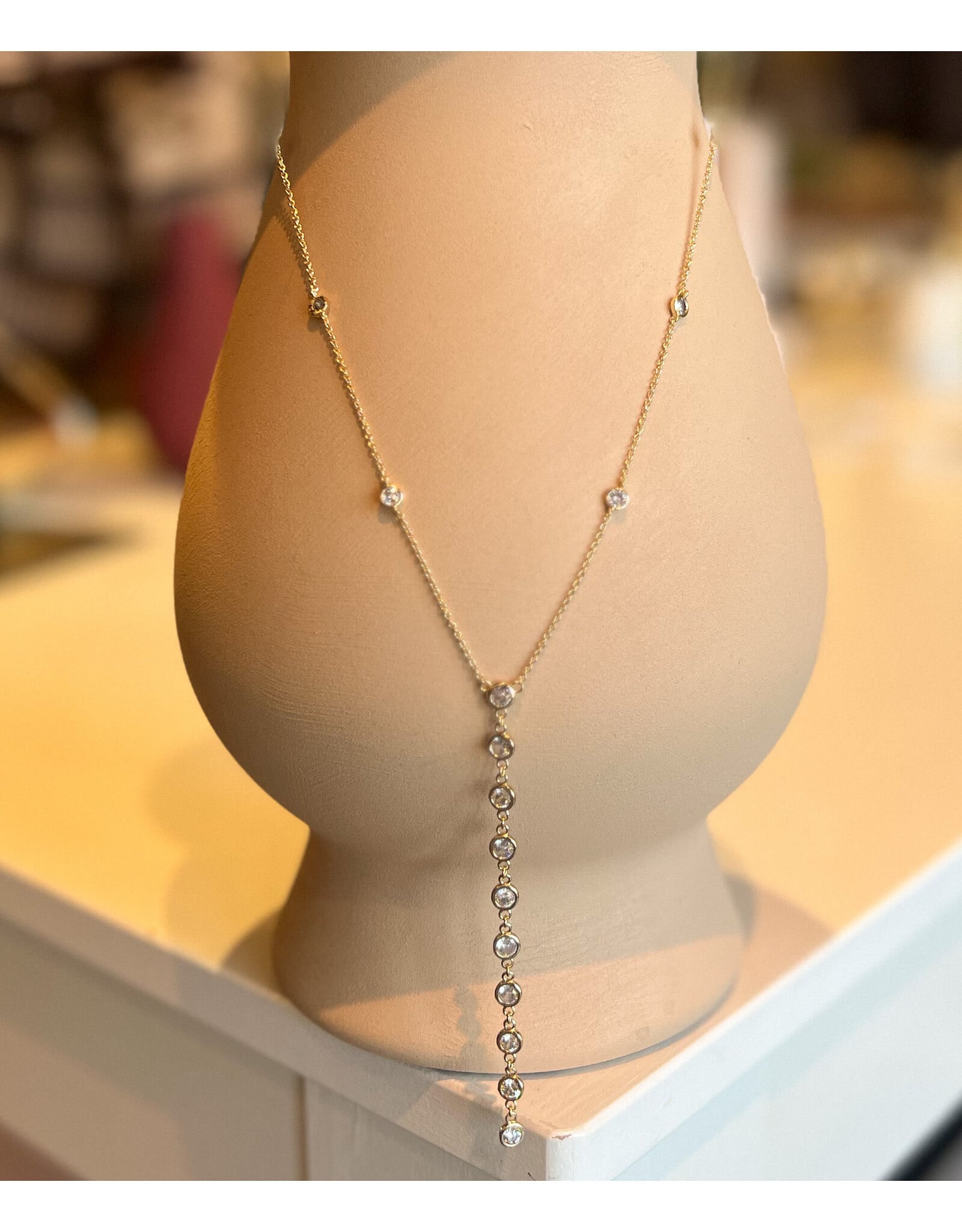 MOLLIE Y NECKLACE