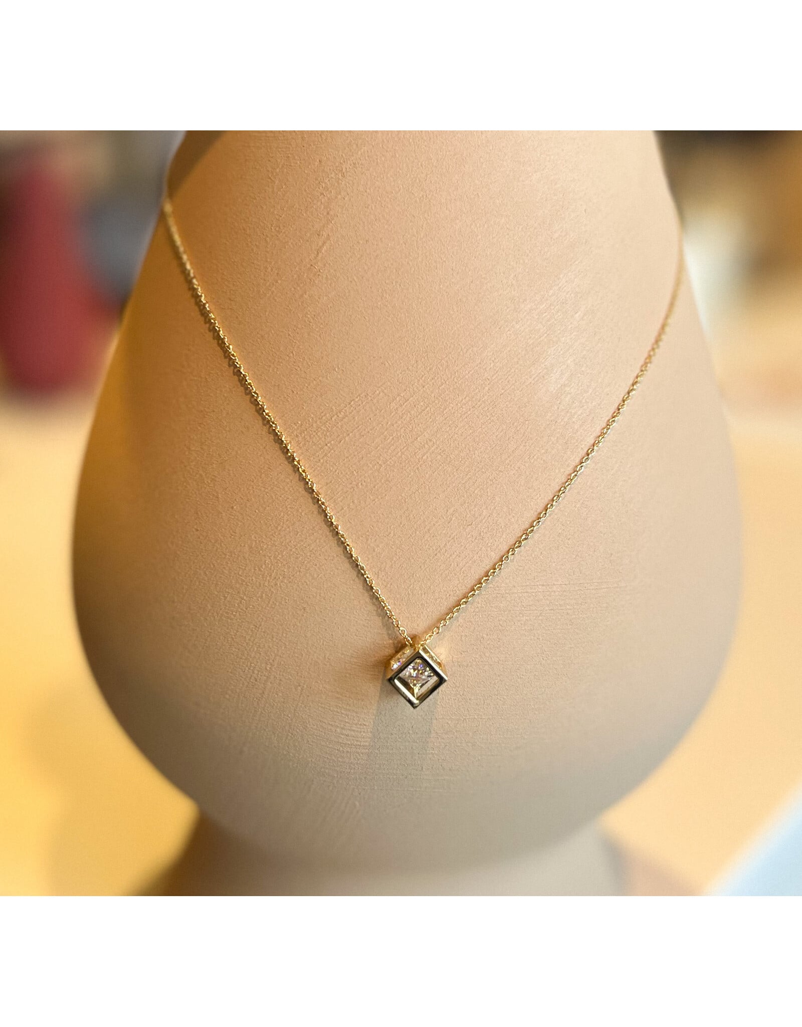 DAVIS CZ CUBE PENDANT