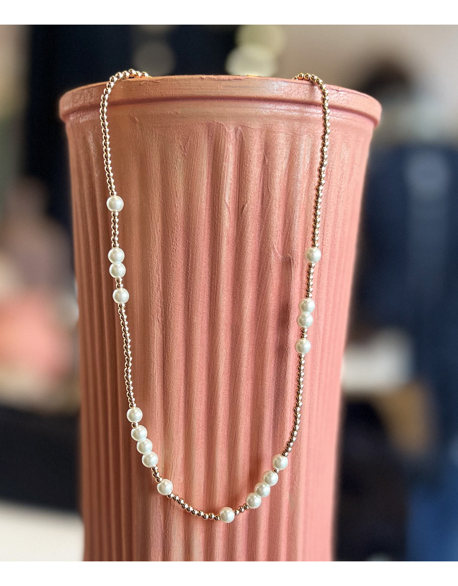 ELLROY PEARL DETAIL NECKLACE