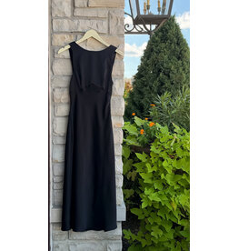 NUIN SLEEVELESS SATIN DRESS