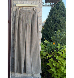 B. YOUNG BYESTOLO PANTS