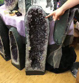Amethyst Cathedral 39”