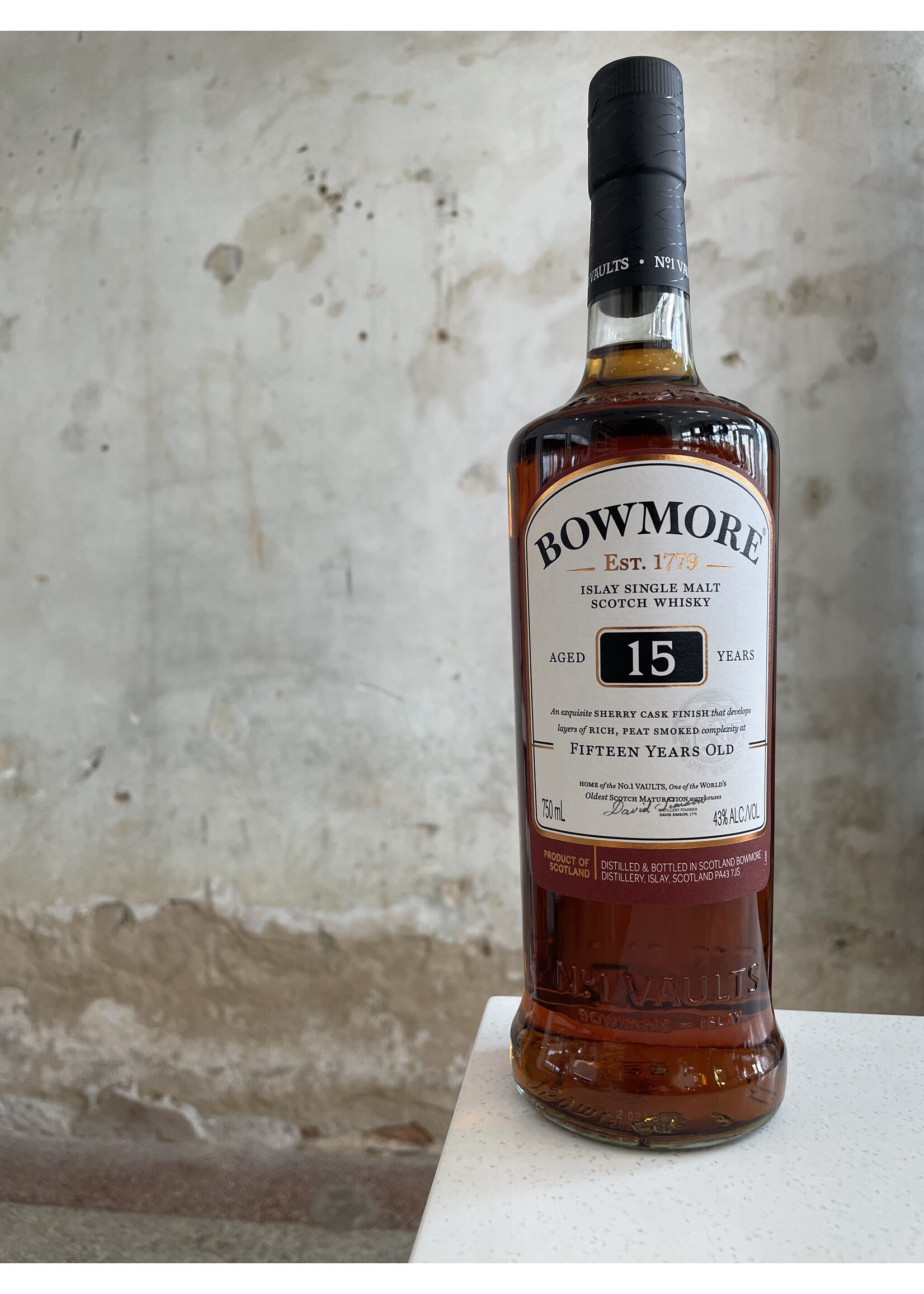 Bowmore Bowmore 15yr Single Malt Whisky