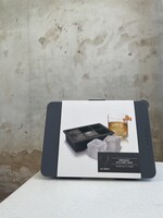 Whiskey Ice Cube Tray with Lid