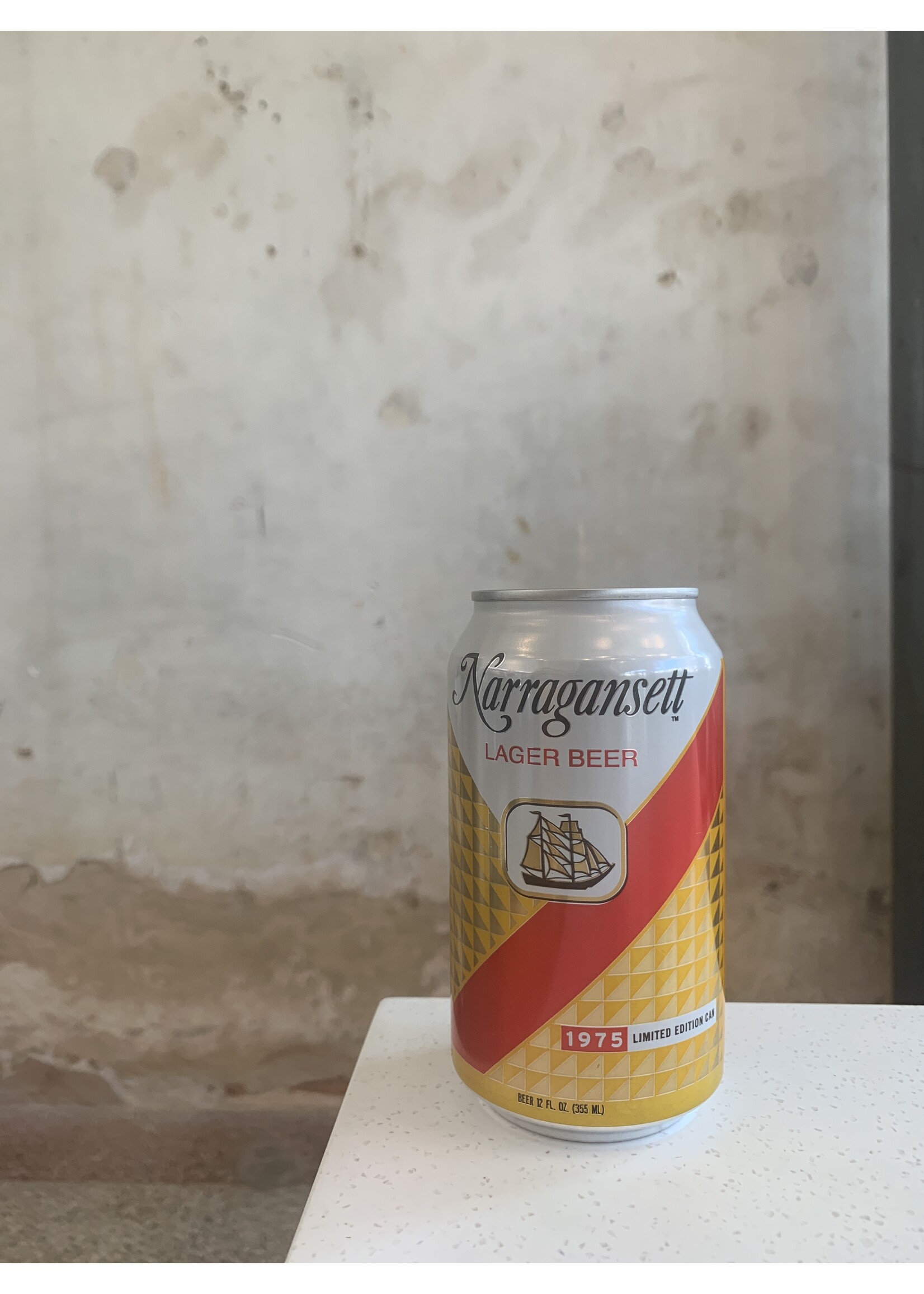Narragansett Lager 12oz