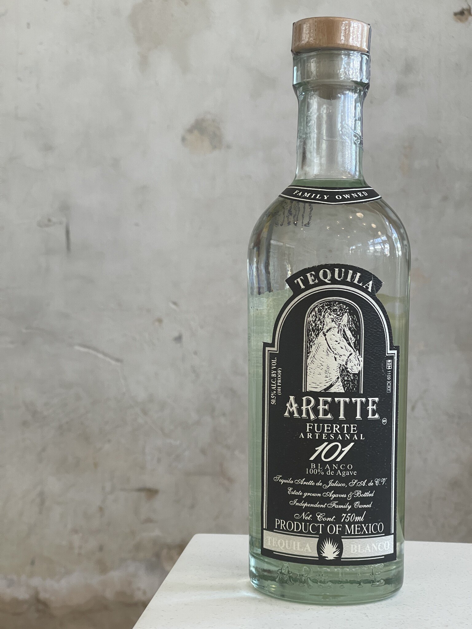 Tequila Arette Artesanal Blanco "Fuerte"