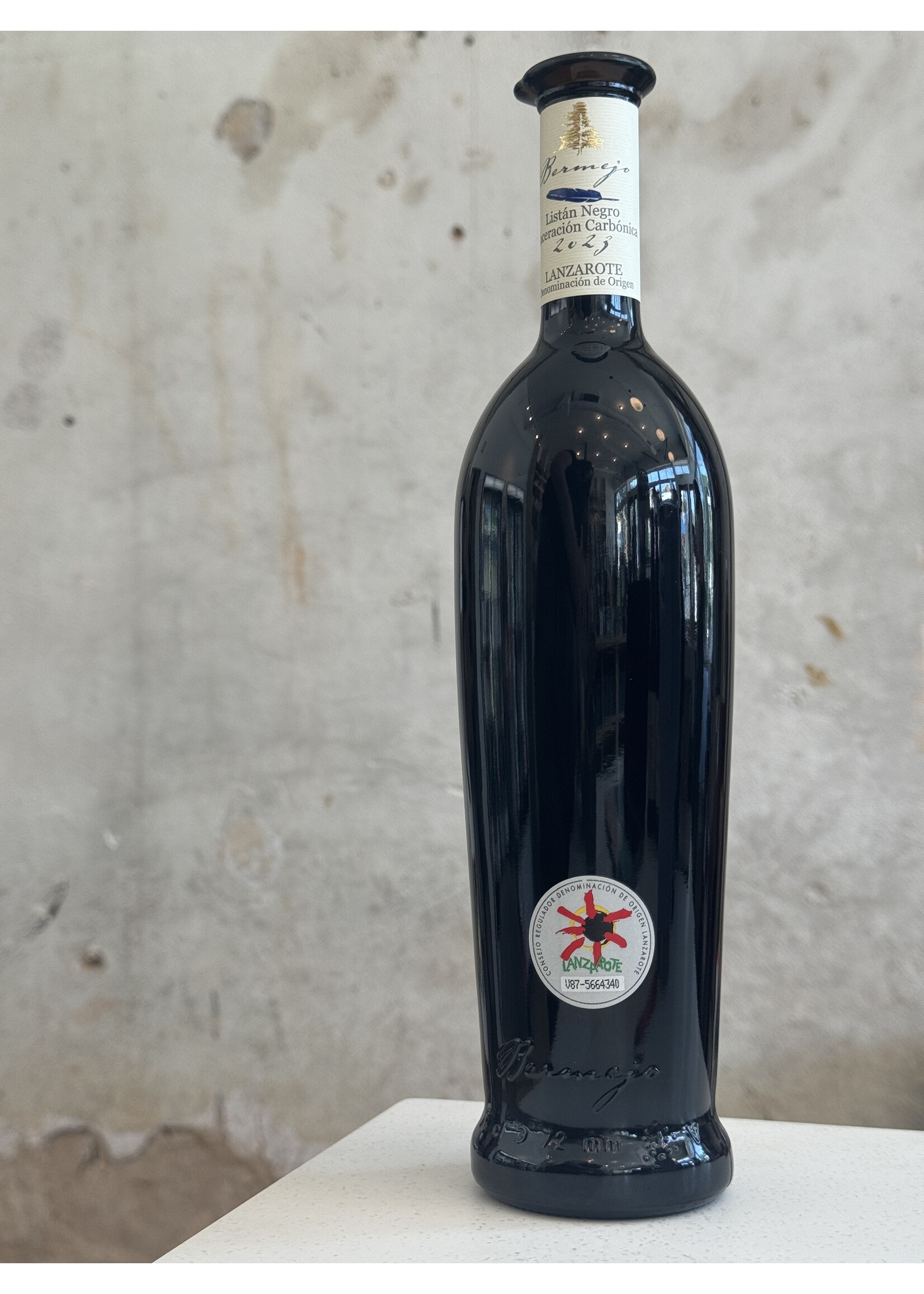 Bowler Los Bermejos  Listán Negro Maceración Carbónica