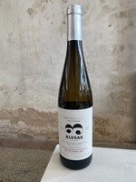 Alvear 'Tres Miradas' Vino de Pueblo