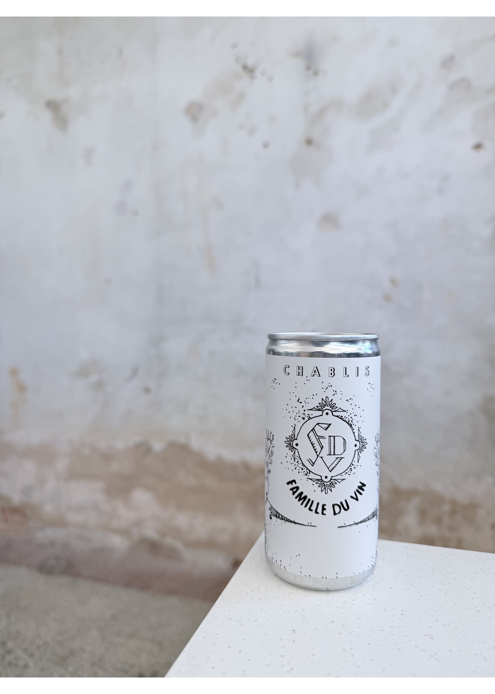 Famille du Vin (Château de Beru) Chablis Can 250ml