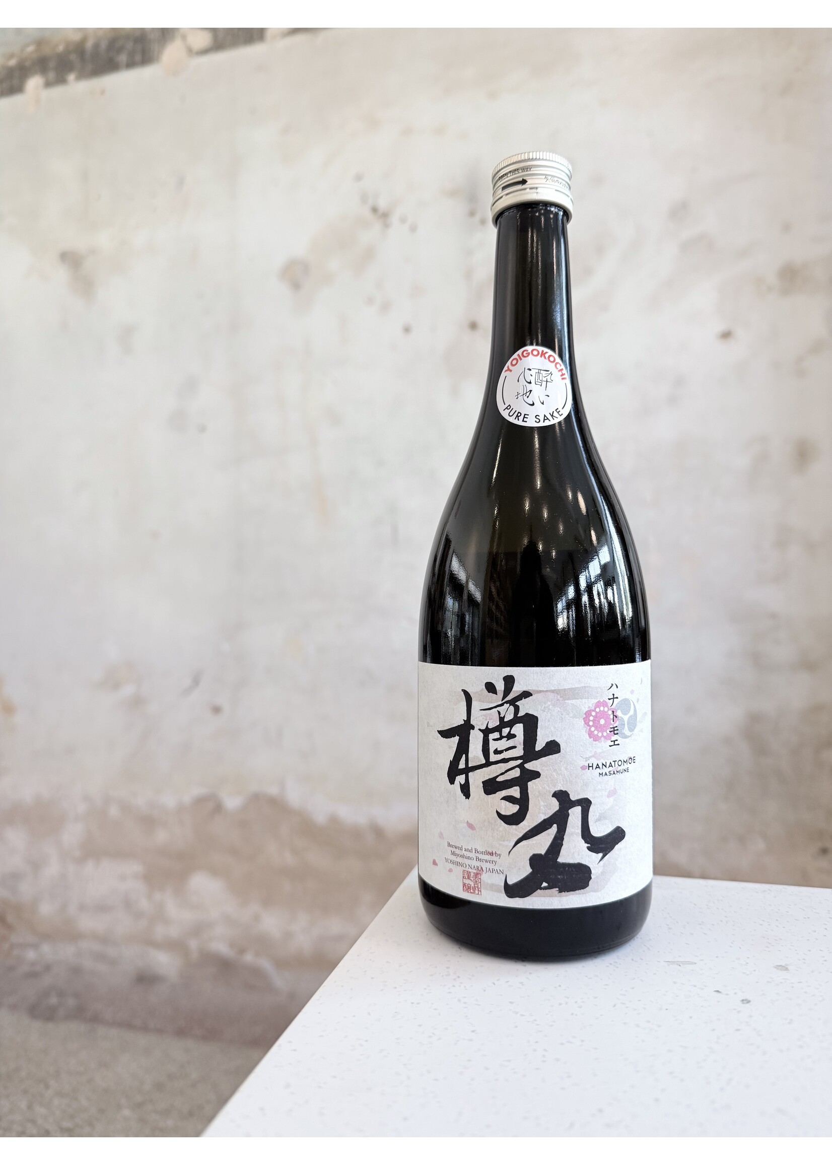Miyoshino Jozo Hanatomoe Tarumaru Nara Sake