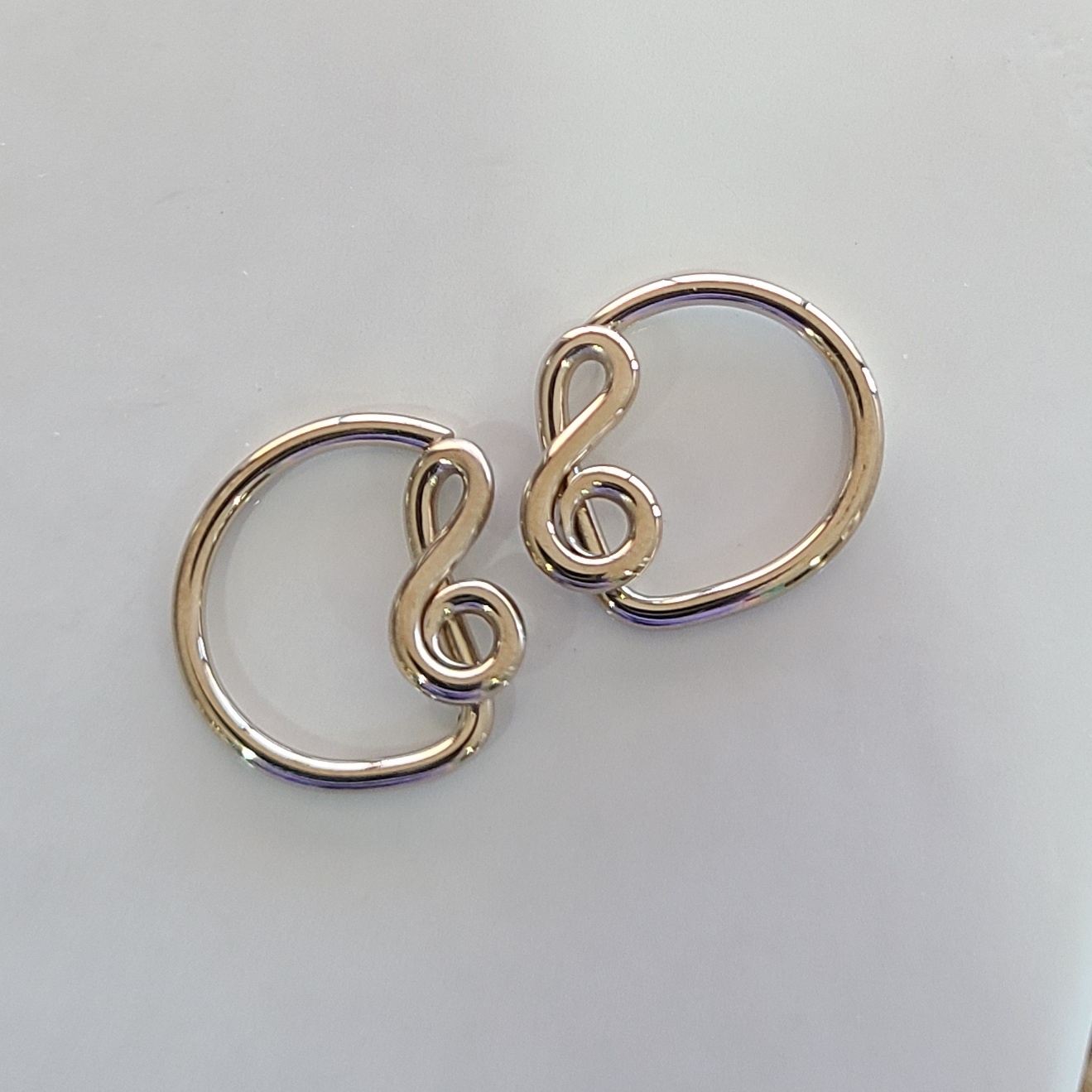 Treble Clef Daith Ring in Gold-4