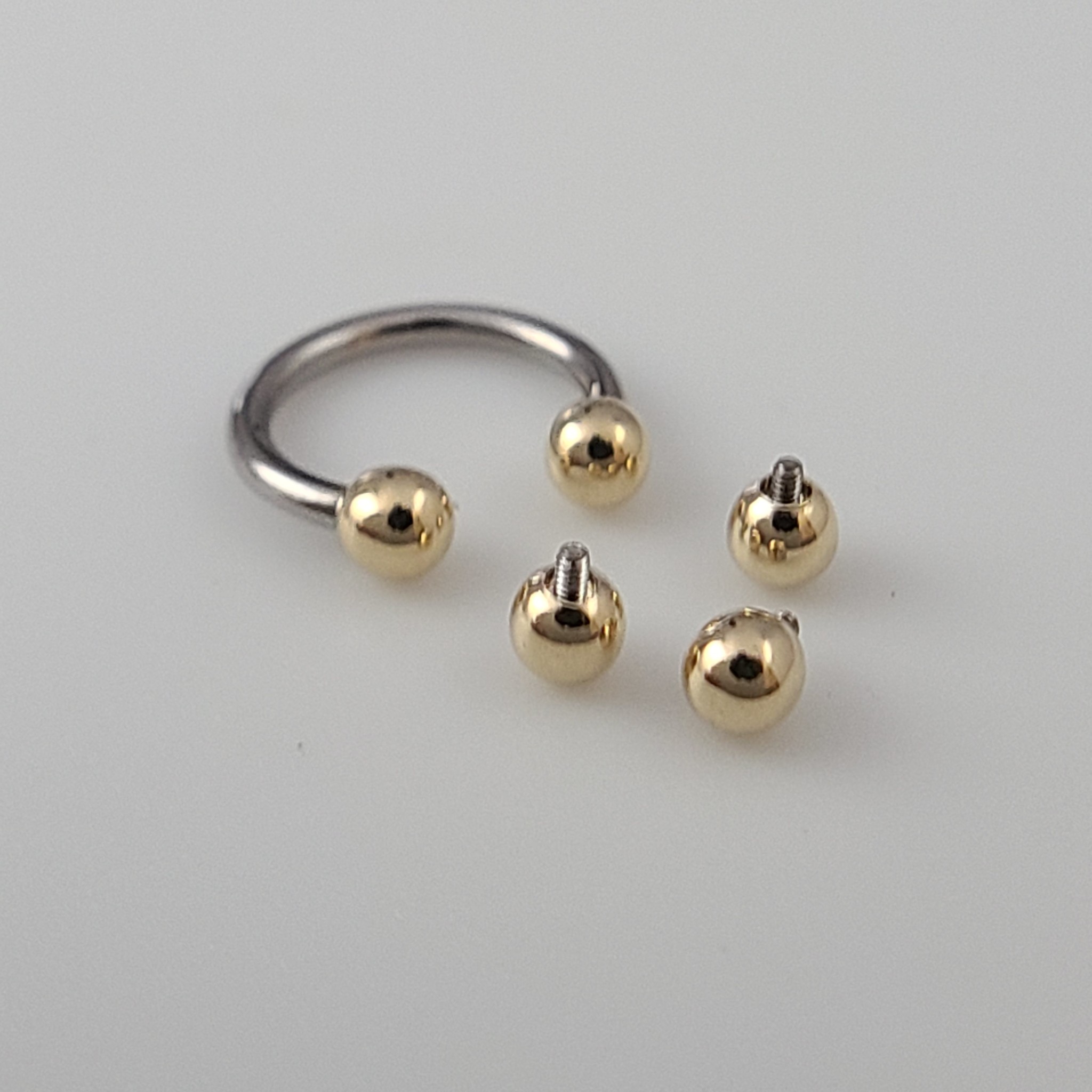 Ball end in Gold - Threaded-1