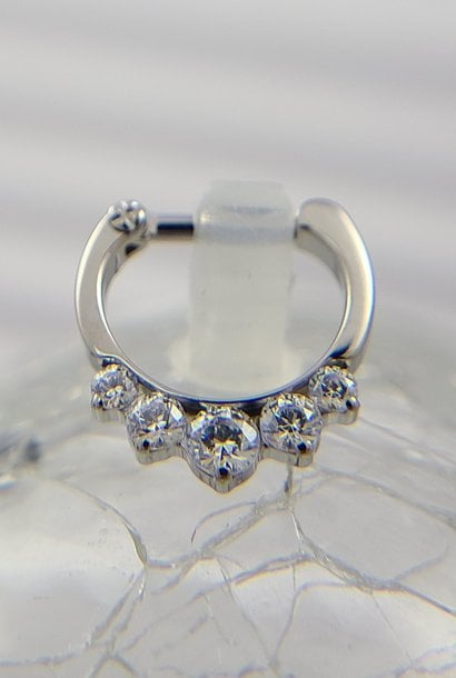 5 Gem Clicker in Titanium