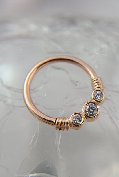 16g Faraway Seam Ring in Gold