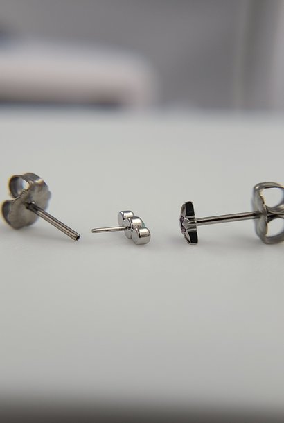 https://cdn.shoplightspeed.com/shops/635368/files/49123905/410x610x1/anatometal-hybrid-press-fit-earring-post.jpg