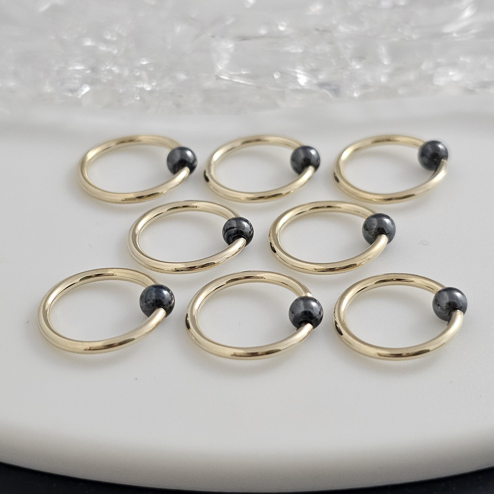 Captive Bead Ring in Gold-7