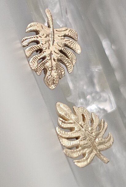 Monstera Leaf - 14k Solid Gold