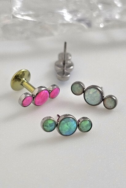 3 gem linear cluster - Cabochon cut gems