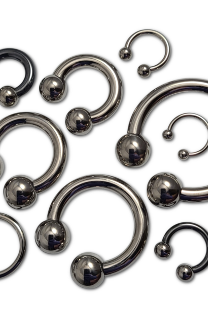 Circular Barbell (horseshoe)  in Titanium