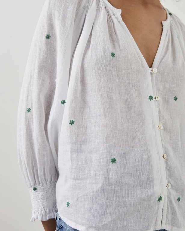 RAILS MARIAH TOP IN  GREEN DAISY EMBROIDERY