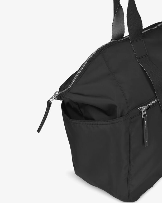 VARLEY MONTLAKE WEEKEND BAG IN BLACK