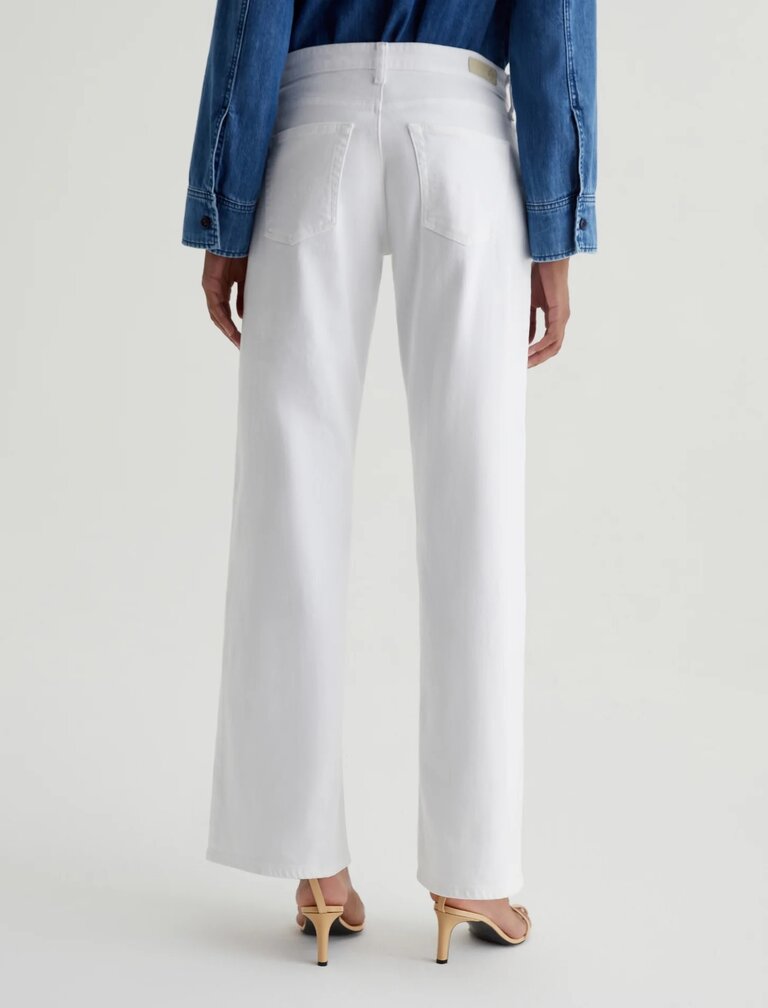 AG ADRIA LOW-RISE WIDE LEG JEAN IN GALLERY WHITE
