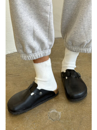 LE BON SHOPPE CLOUD SOCKS IN WHITE AND MULBERRY