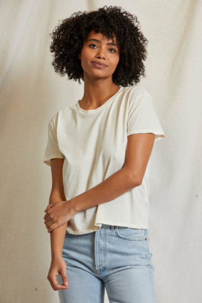 PERFECT WHITE TEE HARLEY S/S BOXY CREW IN BRIGHT IVORY