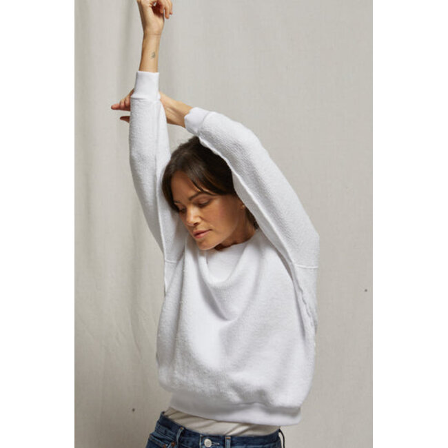 PERFECT WHITE TEE ZIGGY FLEECE SHRUNKEN SWEATSHIRT IN WHITE AND BLACK